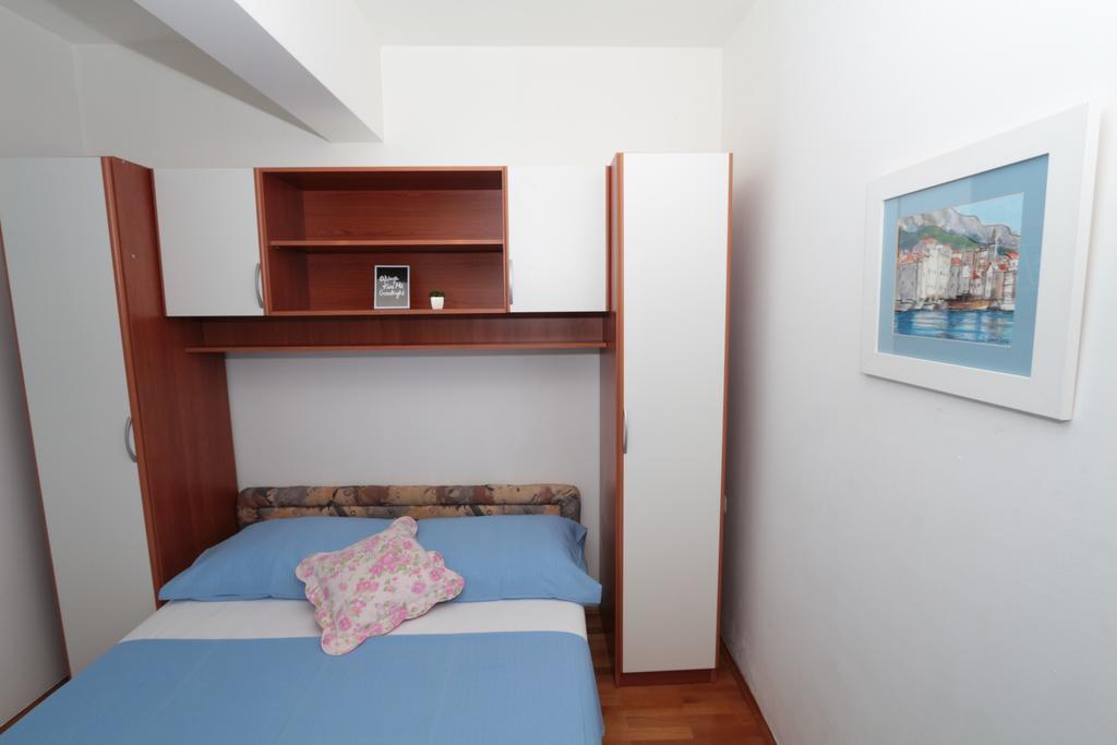 Central Beach Apartment 마카르스카 객실 사진